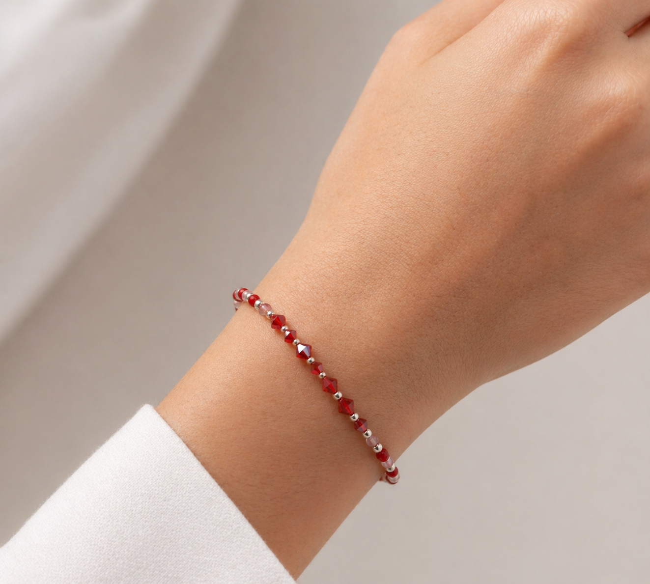 PULSERA RUBÍ CELESTIAL